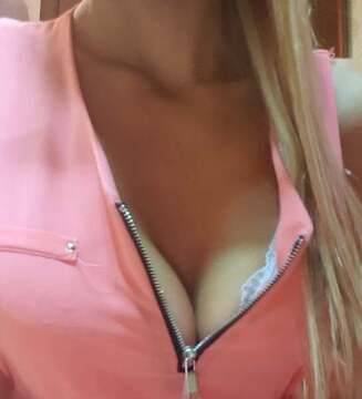 Public Photo of desideriosexyy