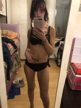 Public Photo of SexyChanty