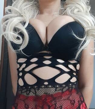 Public Photo of Romina_sexy22