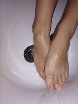 Public Photo of PiediniCameliA-_-